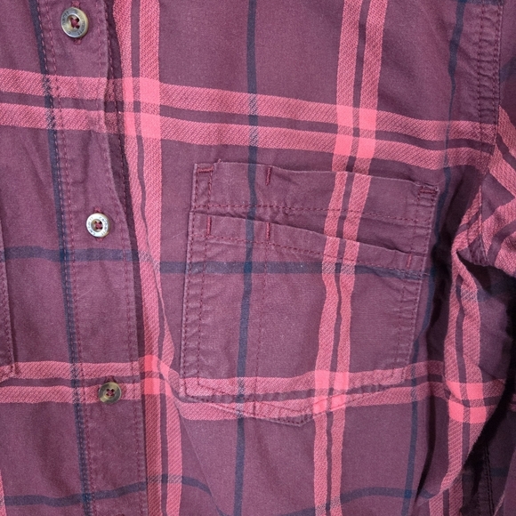 Carhartt Red Button Down Shirt Classic Plaid Size L - Picture 3 of 6